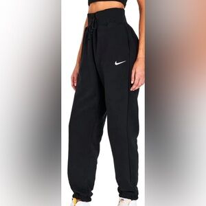 Nike Women’s Phoenix Fleece Oversized Sweatpants